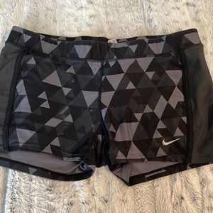 Nike dry fit shorts size M